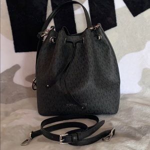 Michael Kors soft leader bucket shoulder bag